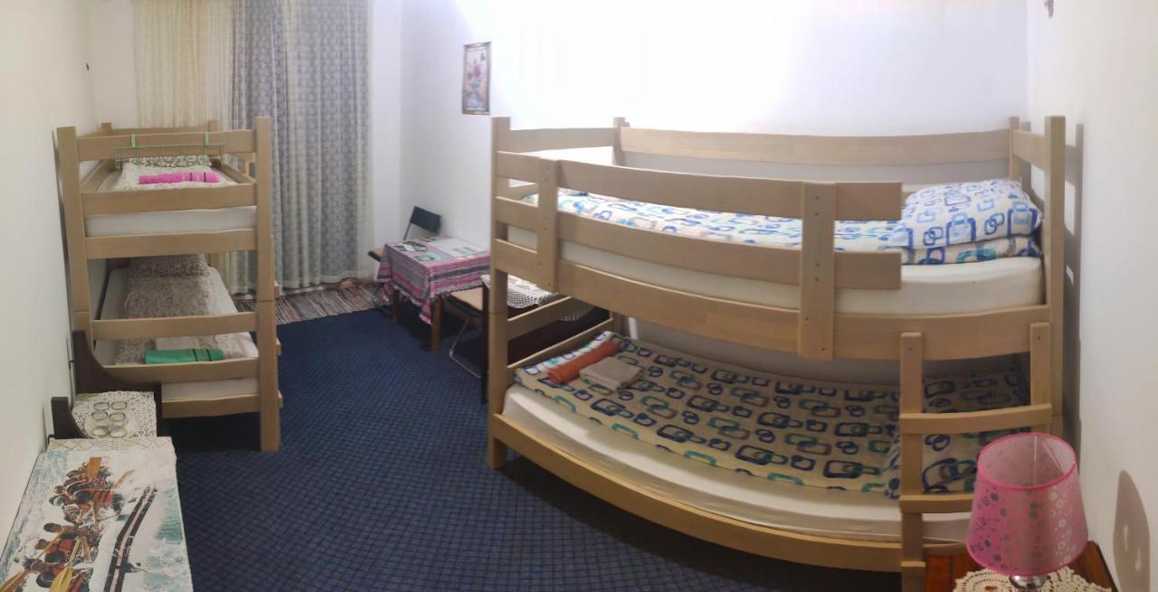 Privatni Smjestaj "Mratinje" Hostal Plužine Exterior foto